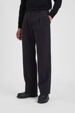 Benn Relaxed Pleated Trouser