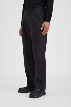 Benn Relaxed Pleated Trouser